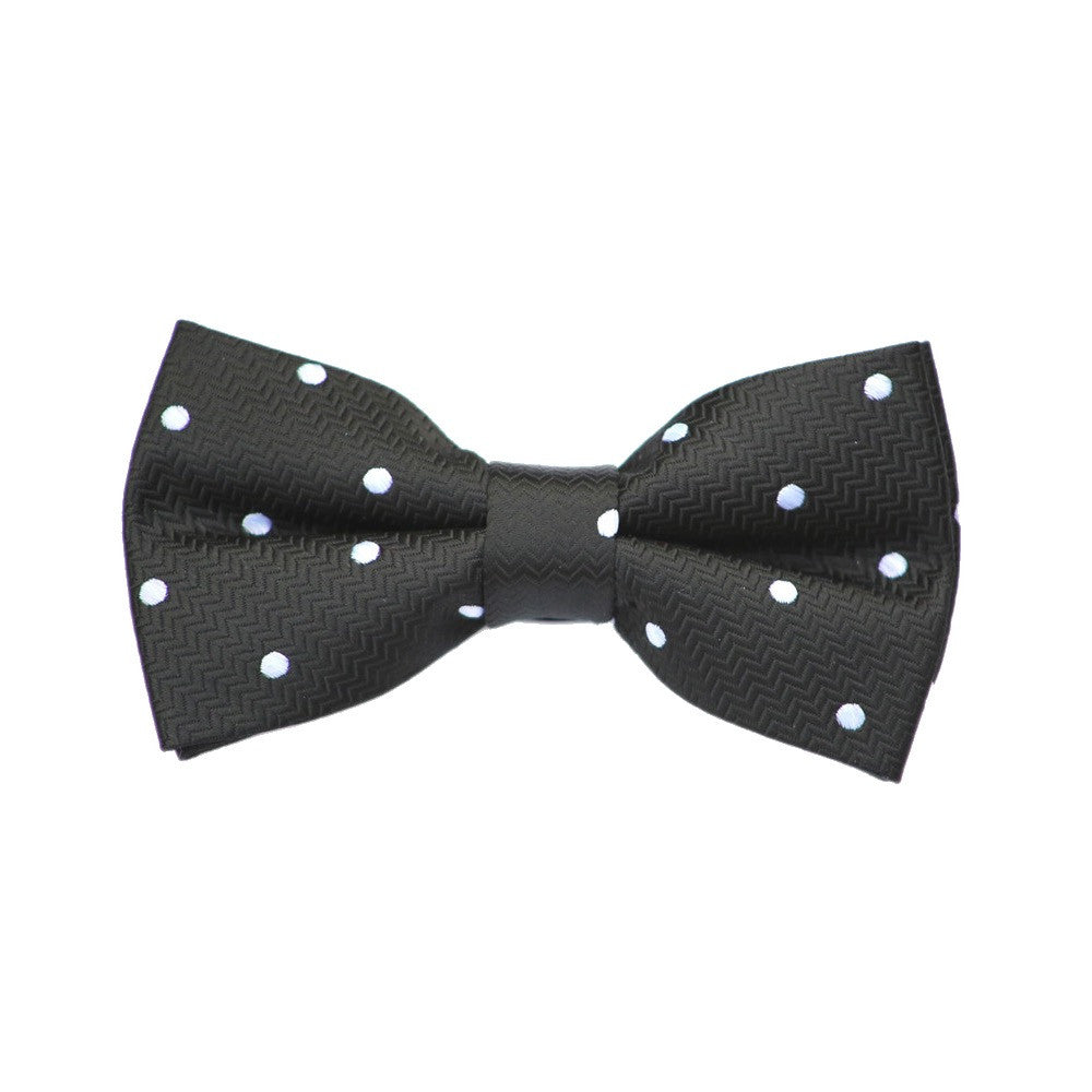 Black and White Dot Bow Tie