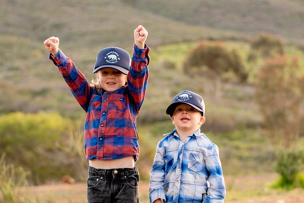 Knuckleheads Cali Rep Navy White Baby Boy Infant Trucker Hat Snap Back Sun Mesh Baseball Cap